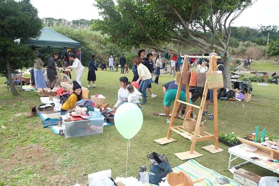 https://www.okinawa-ichiba.jp/article/2018/12/10/ashikibufesta04.jpg